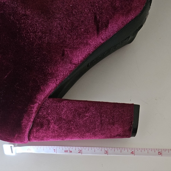 Bamboo Velvet Ankle Boots - Picture 5 of 12